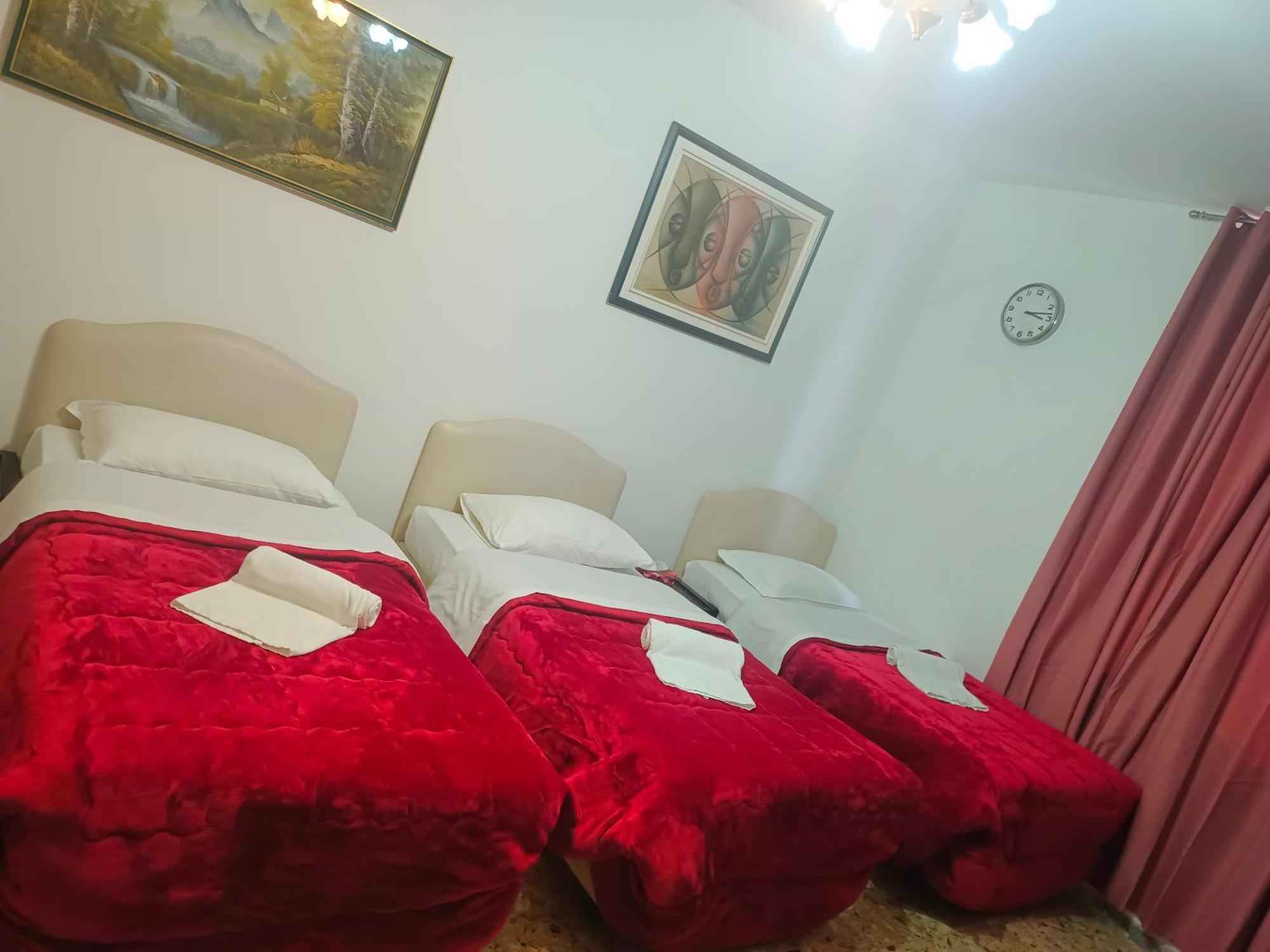 Hostelroma * Rom